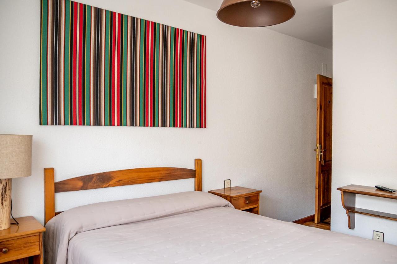 Hostal Restaurante Ventasierra Valdoré 外观 照片