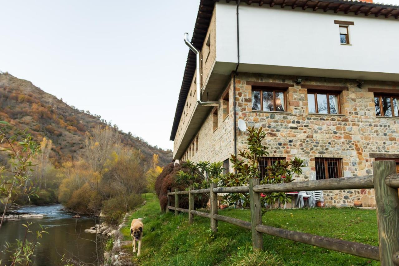 Hostal Restaurante Ventasierra Valdoré 外观 照片