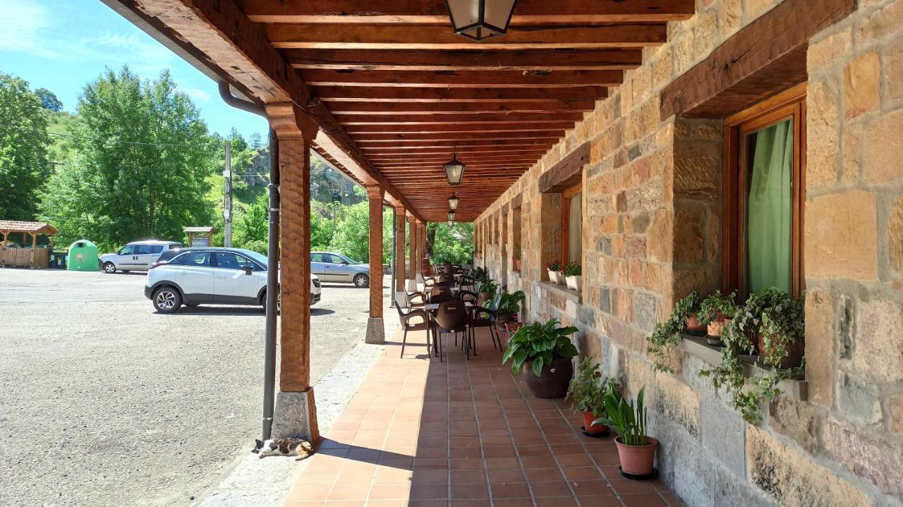 Hostal Restaurante Ventasierra Valdoré 外观 照片