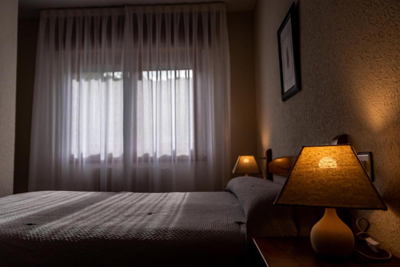 Hostal Restaurante Ventasierra Valdoré 外观 照片