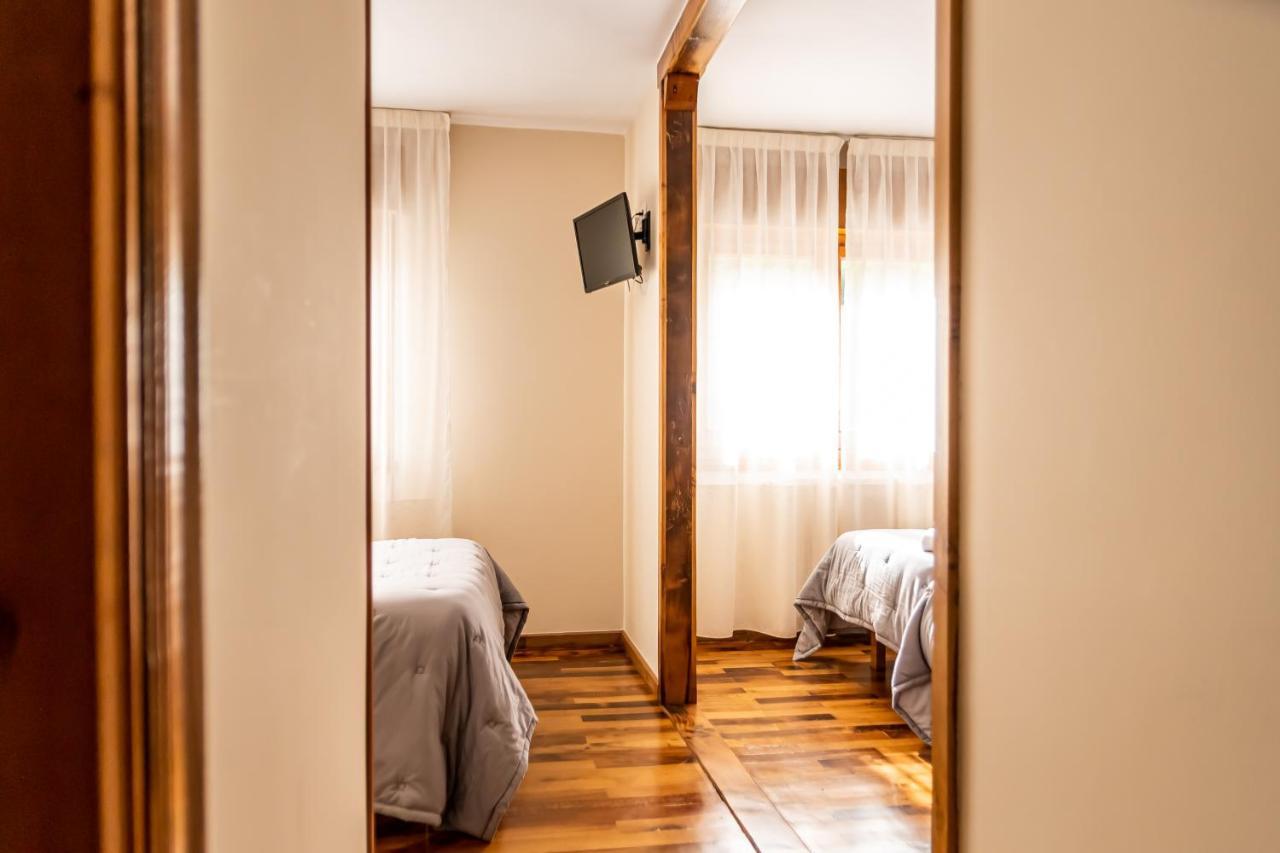 Hostal Restaurante Ventasierra Valdoré 外观 照片