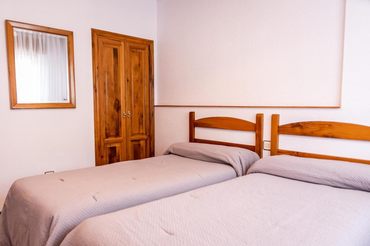Hostal Restaurante Ventasierra Valdoré 外观 照片