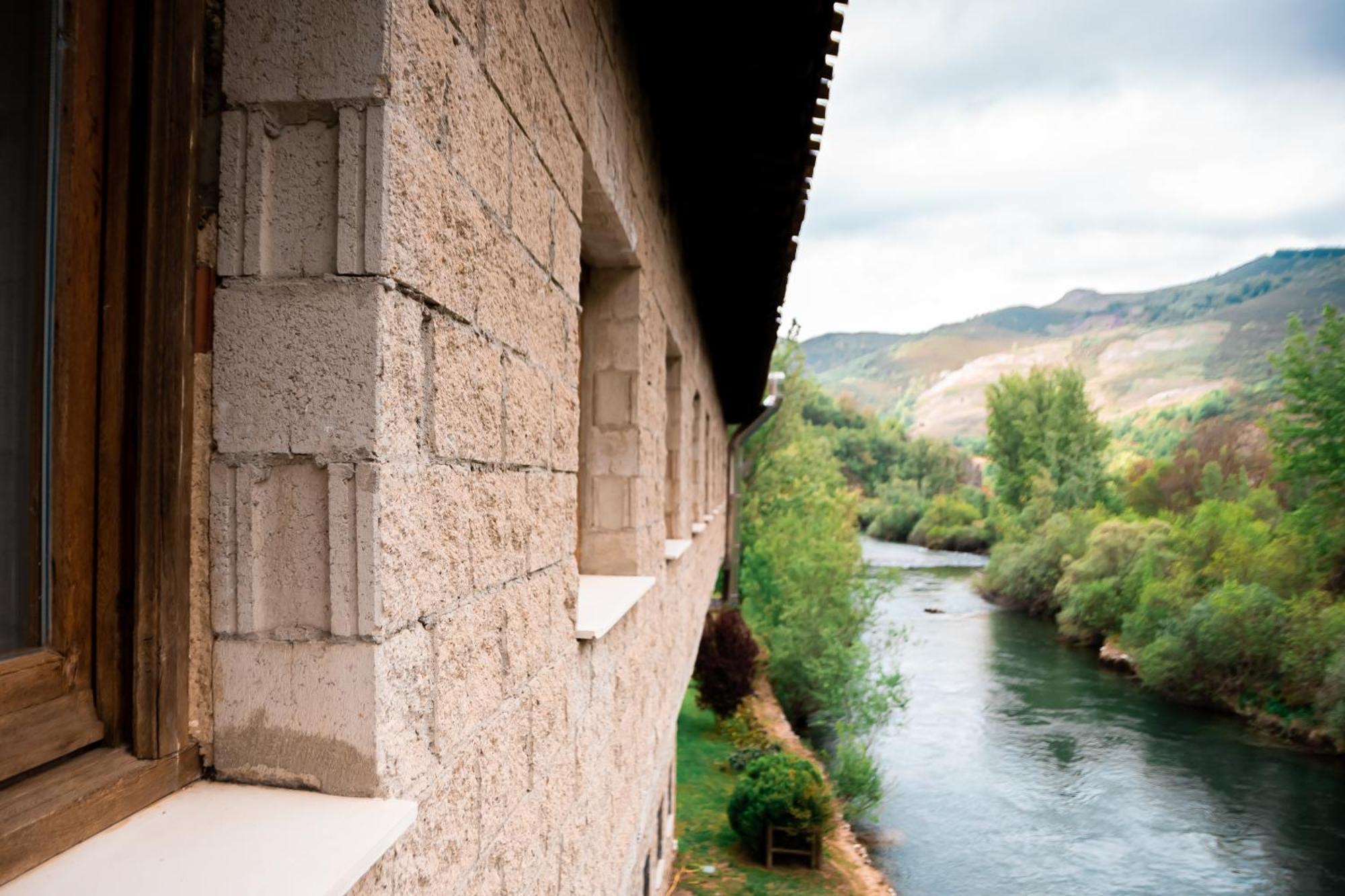 Hostal Restaurante Ventasierra Valdoré 外观 照片